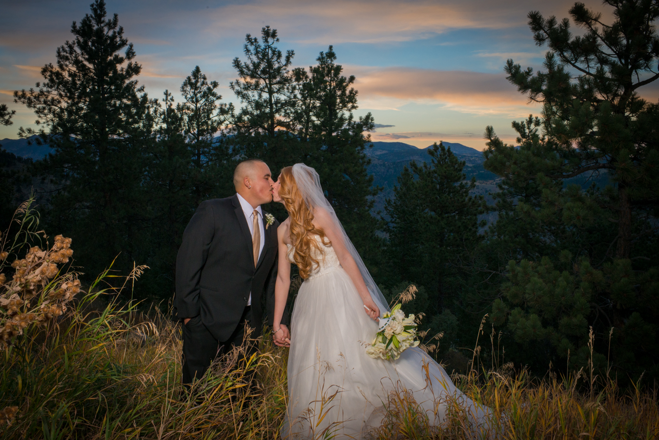 Mount Vernon Canyon Club Wedding | Golden, CO