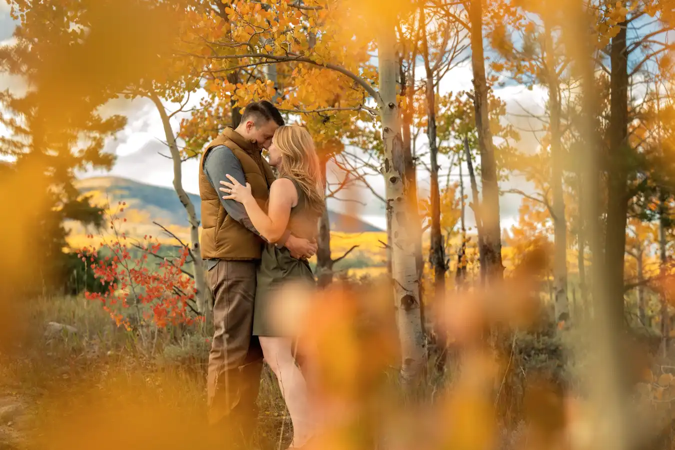 Proposal Twin Lakes | Fall Colors Engagement